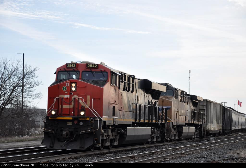 Manifest rolls west as it crosses over